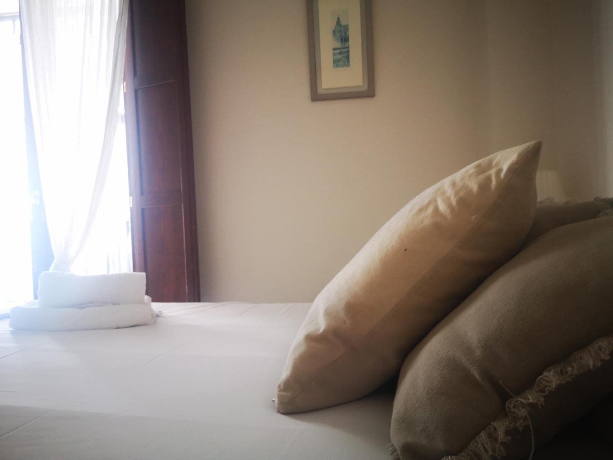 Charming & Quiet Apartment In Plaza Del Salvador Sevilha Exterior foto